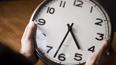 ابتداء من الساعة الثانية صباحا ليوم الأحد المغرب يعود رسميا إلى توقيت غرينتش